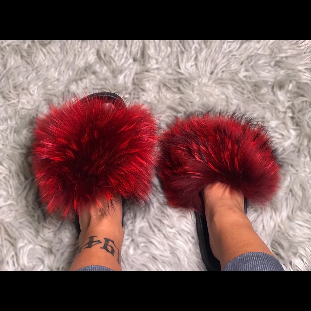 6IXELEVEN Red Fur Slides